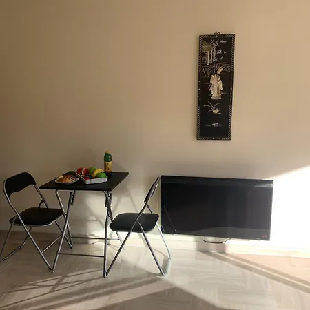 Gray D'albion Pol519 Apartment